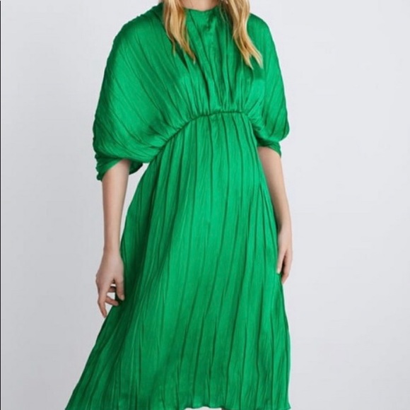 Zara Dresses & Skirts - NWT Zara Green Pleated Balloon Sleeve Midi Dress